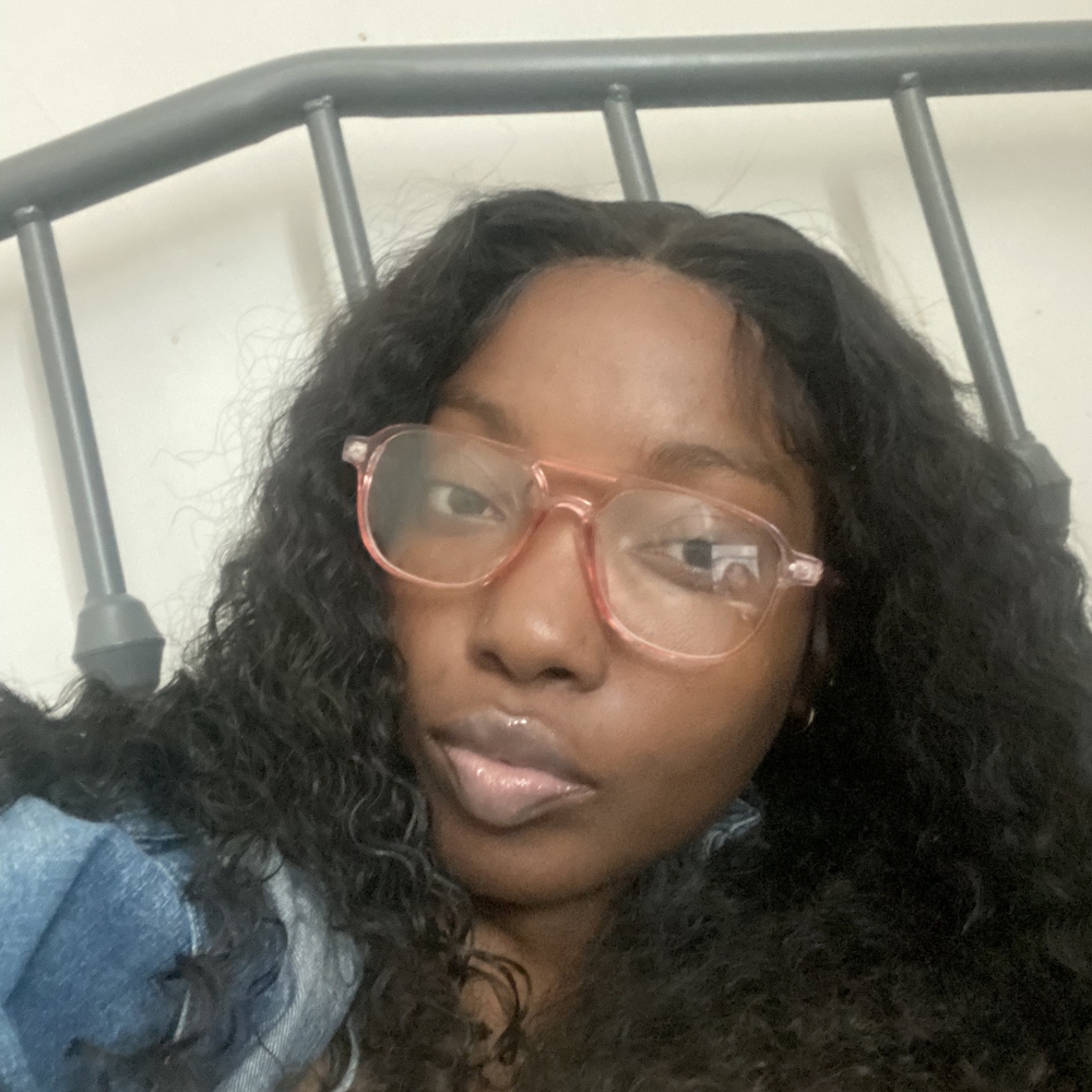 Meet your Posher, Dachelle